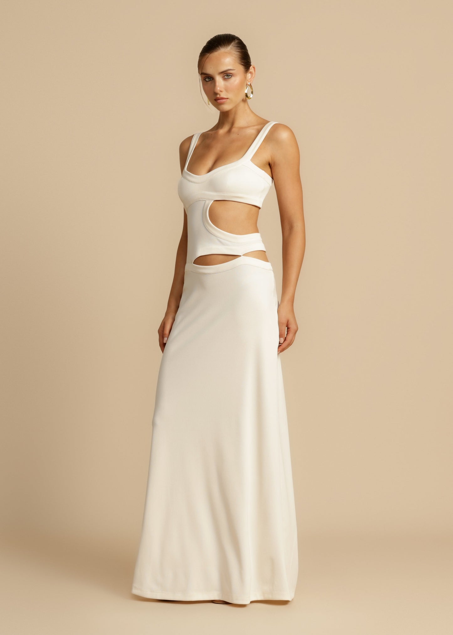 Chloe- Stylish Fitted White Dress