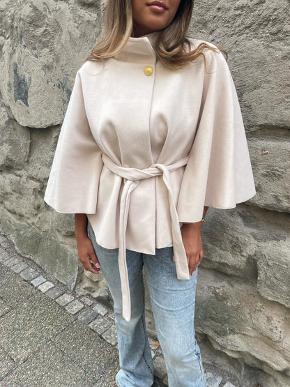 Short Vanilla Poncho Coat