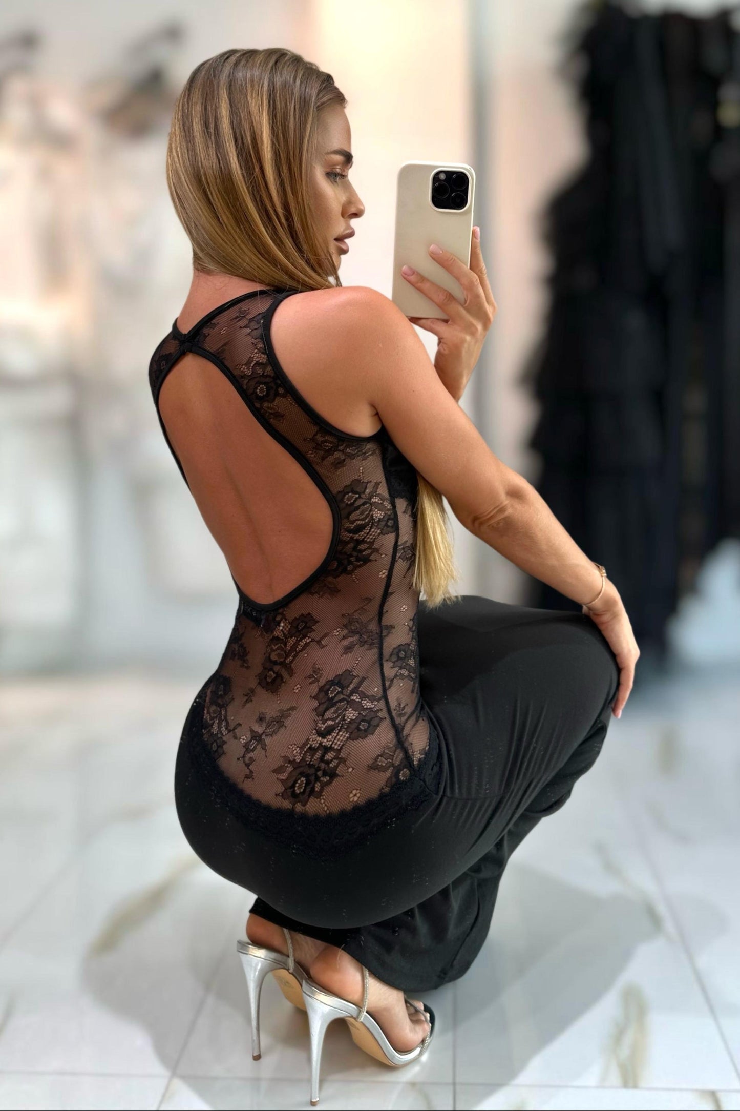 Scarlett Backless Maxi Dress