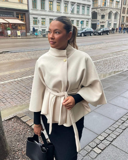 Short Vanilla Poncho Coat